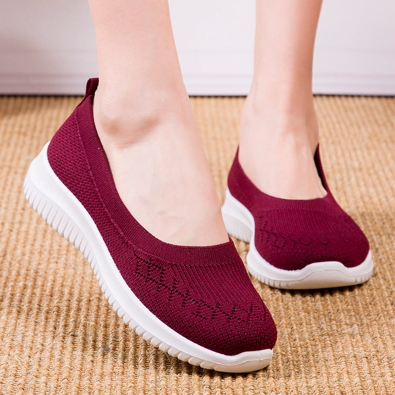 Beijing cloth shoes women's foreign trade flat-bottomed flying woven shoes women's spring and autumn one-foot shoes for middle-aged and elderly mothers